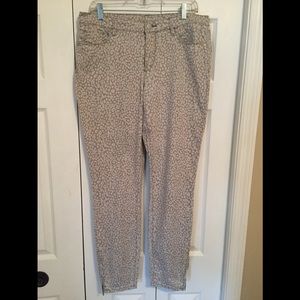 Loft Cute Ankle Length Pants